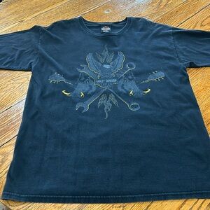 Harley Davidson black tee shirt from Smokey Mountain Harley Davidson. Size Large